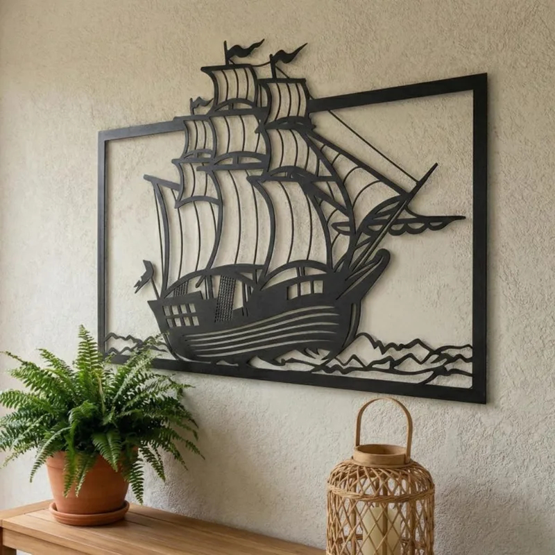 Home Decor Nautical - Metalowa dekoracja ścienna z żaglówką, morska